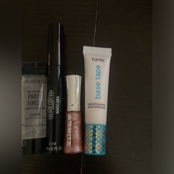 Beauty Sampler Set. Includes 5 samples. All brand new & never used. See pics - Picture 2 of 4